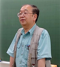 古文科　関谷 浩先生
